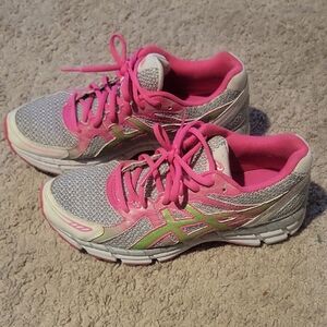 Asics Gel Excite 2 Running Shoe SZ 8.5 Pre Owned Pink, Green, White Gray